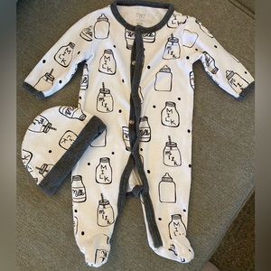 Size 3-6 baby footie pjs and hat